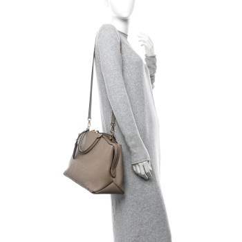 LOUIS VUITTON Empreinte Monogram Giant Grand Palais Tourterelle