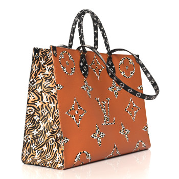 LOUIS VUITTON Monogram Giant Jungle Onthego GM Black