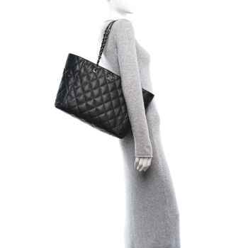 CHANEL Caviar Quilted Large Shopping Tote Black