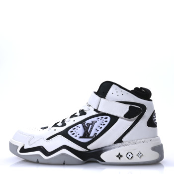 LOUIS VUITTON Calfskin Mens LV Trainer 2 Sneaker 10 White