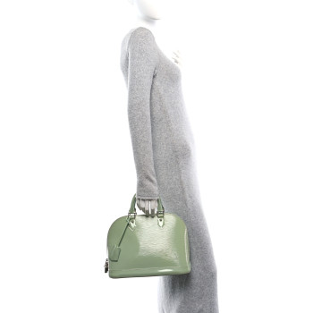 LOUIS VUITTON Electric Epi Alma PM Amande