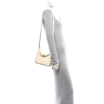 HERMES Taurillon Clemence Mini Lindy 20 Nata