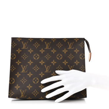 LOUIS VUITTON Monogram Toiletry Pouch 26