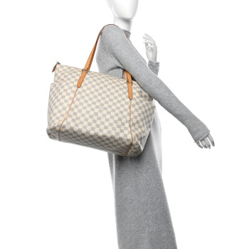 LOUIS VUITTON Damier Azur Totally GM