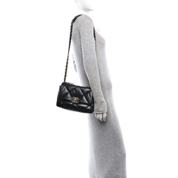CHANEL Lambskin Quilted Medium Chanel 19 Flap Black