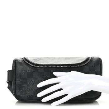 LOUIS VUITTON Damier Graphite Toiletry Pouch