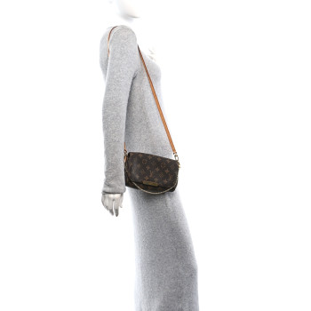 LOUIS VUITTON Monogram Favorite PM