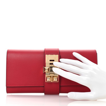 HERMES Tadelakt Medor 23 Clutch Rouge Vif