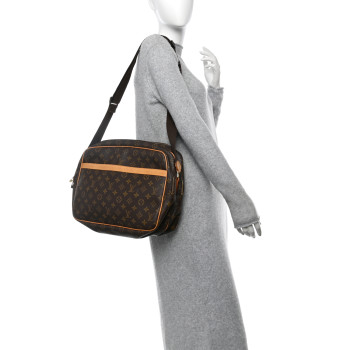 LOUIS VUITTON Monogram Reporter GM