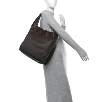 HERMES Taurillon Clemence Marwari GM Chocolate