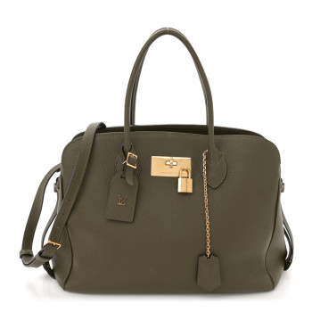 LOUIS VUITTON Veau Nuage Milla MM Laurier Green