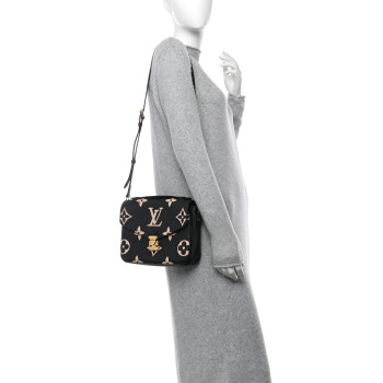 LOUIS VUITTON Empreinte Monogram Giant Pochette Metis Black Beige