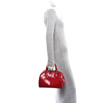 LOUIS VUITTON Vernis Montana Pomme D'Amour