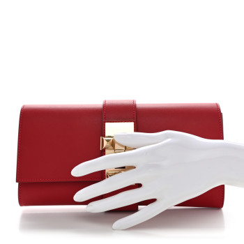 HERMES Tadelakt Medor 23 Clutch Rouge Vif