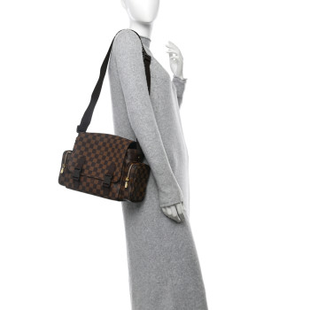 LOUIS VUITTON Damier Ebene Reporter Melville