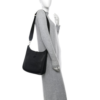 HERMES Taurillon Clemence Evelyne III PM Black