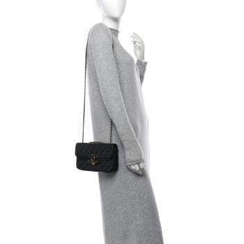 CHANEL Lambskin Quilted Small CC Chic Flap Black