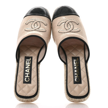 CHANEL Crumpled Goatskin CC Espadrille Mules 39 Beige Black
