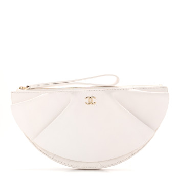 CHANEL Lambskin Quilted Wave Clutch White