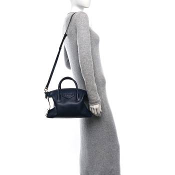 GIVENCHY Smooth Calfskin Small Soft Antigona Night Blue