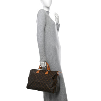 LOUIS VUITTON Monogram Speedy 30 LOUIS VUITTON Monogram Speedy 30