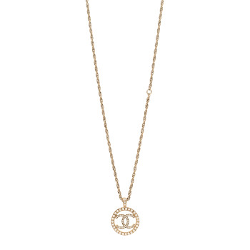 CHANEL Pearl CC Round Pendant Necklace Gold
