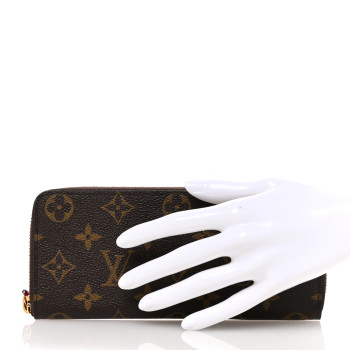 LOUIS VUITTON Monogram Clemence Wallet Fuchsia
