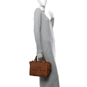 MARC JACOBS Grained Calfskin Small The Tote Bag Argan Oil