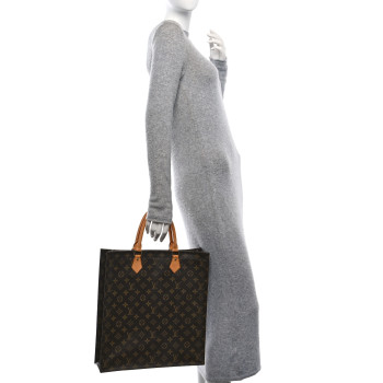 LOUIS VUITTON Monogram Sac Plat