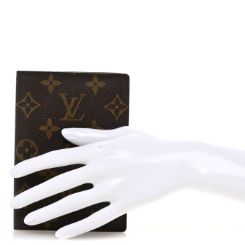 LOUIS VUITTON Monogram Passport Cover