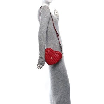GUCCI Calfskin Matelasse Diagonal Mini Interlocking G Heart Shoulder Bag Hibiscus Red