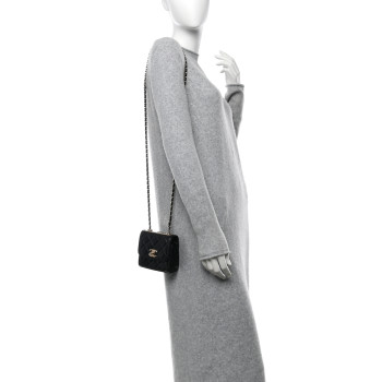 CHANEL Lambskin Quilted Mini Trendy CC Clutch With Chain Black