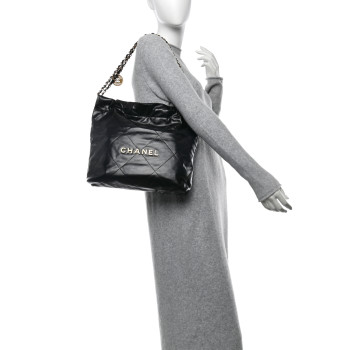 CHANEL Shiny Calfskin Quilted Small Chanel 22 Black