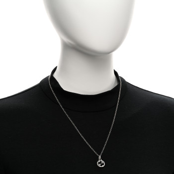 GUCCI Sterling Silver Small Textured Interlocking G Pendant Necklace