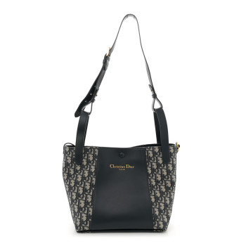 CHRISTIAN DIOR Oblique Calfskin Medium Signature Bucket Bag Blue