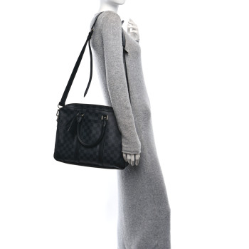 LOUIS VUITTON Damier Graphite Porte Documents Voyage PM