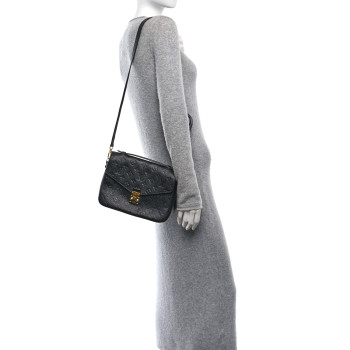 LOUIS VUITTON Empreinte Pochette Metis Black