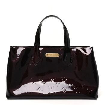 LOUIS VUITTON Vernis Wilshire PM Amarante