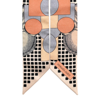 HERMES Silk Cavalier En Formes Twilly Beige Gris Terraco