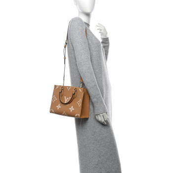 LOUIS VUITTON Empreinte Monogram Giant Onthego PM Arizona Creme