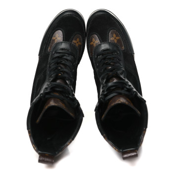 LOUIS VUITTON Suede Calfskin Monogram Laureate Platform Desert Boots 35 Black