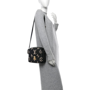 LOUIS VUITTON Empreinte Monogram Giant Pochette Metis Black Beige