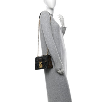 LOUIS VUITTON Vernis Epi Monogram Wynwood Black