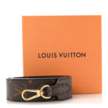LOUIS VUITTON ブラックラバーベルト LOUIS VUITTON Calfskin Perforated Laser Cut Belt 80 32 Black