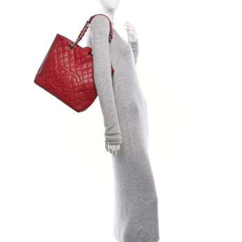 CHANEL Caviar Quilted Vertical Grand Shopping Tote GST Red