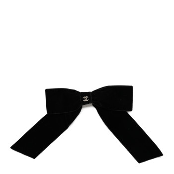 CHANEL Velvet Bow CC Hair Clip Black