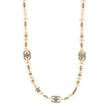 CHANEL Metal Crystal Pearl CC Star Short Pendant Necklace Gold