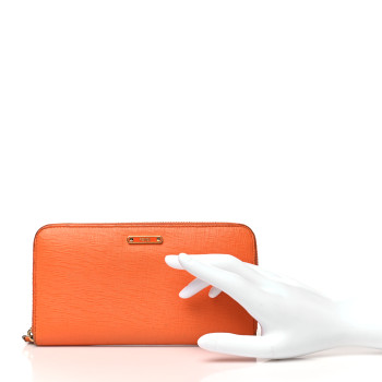 FENDI Vitello Elite Zip Around Wallet Arancio