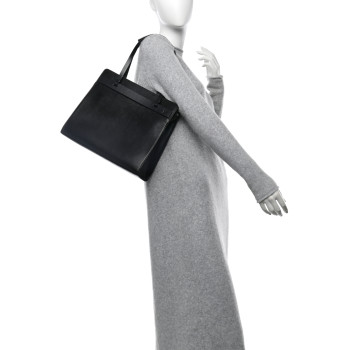 LOUIS VUITTON Epi Croisette PM Black