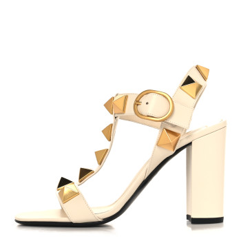 VALENTINO GARAVANI Calfskin Roman Stud 60mm Sandals 37 Light Ivory